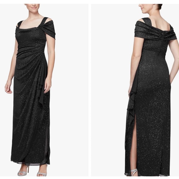 Elegant Black Evening Gown - Picture 2 of 16